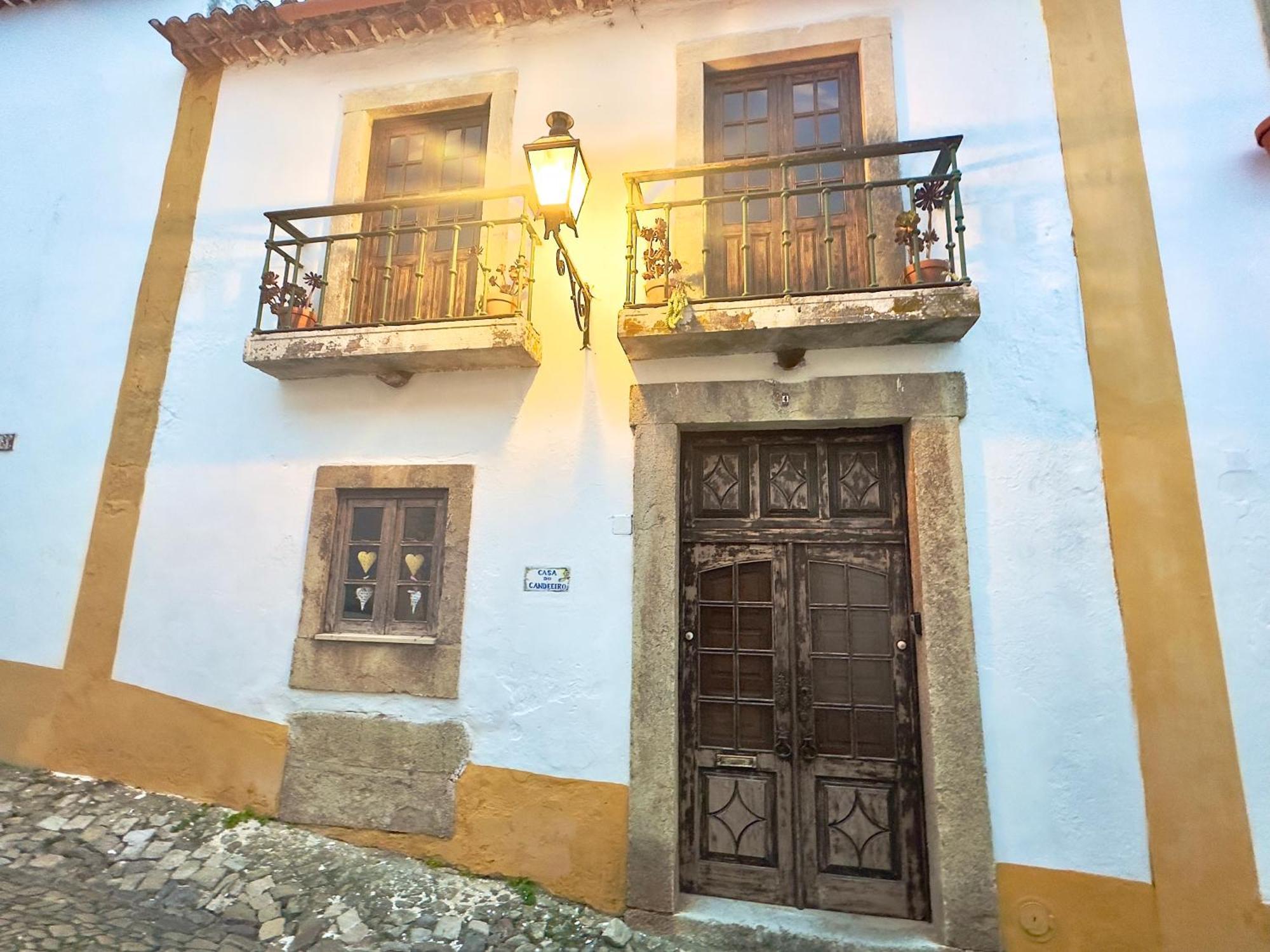 Casa Do Candeeiro Obidos Luaran gambar